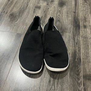 Feelgrounds shoes worn a few times